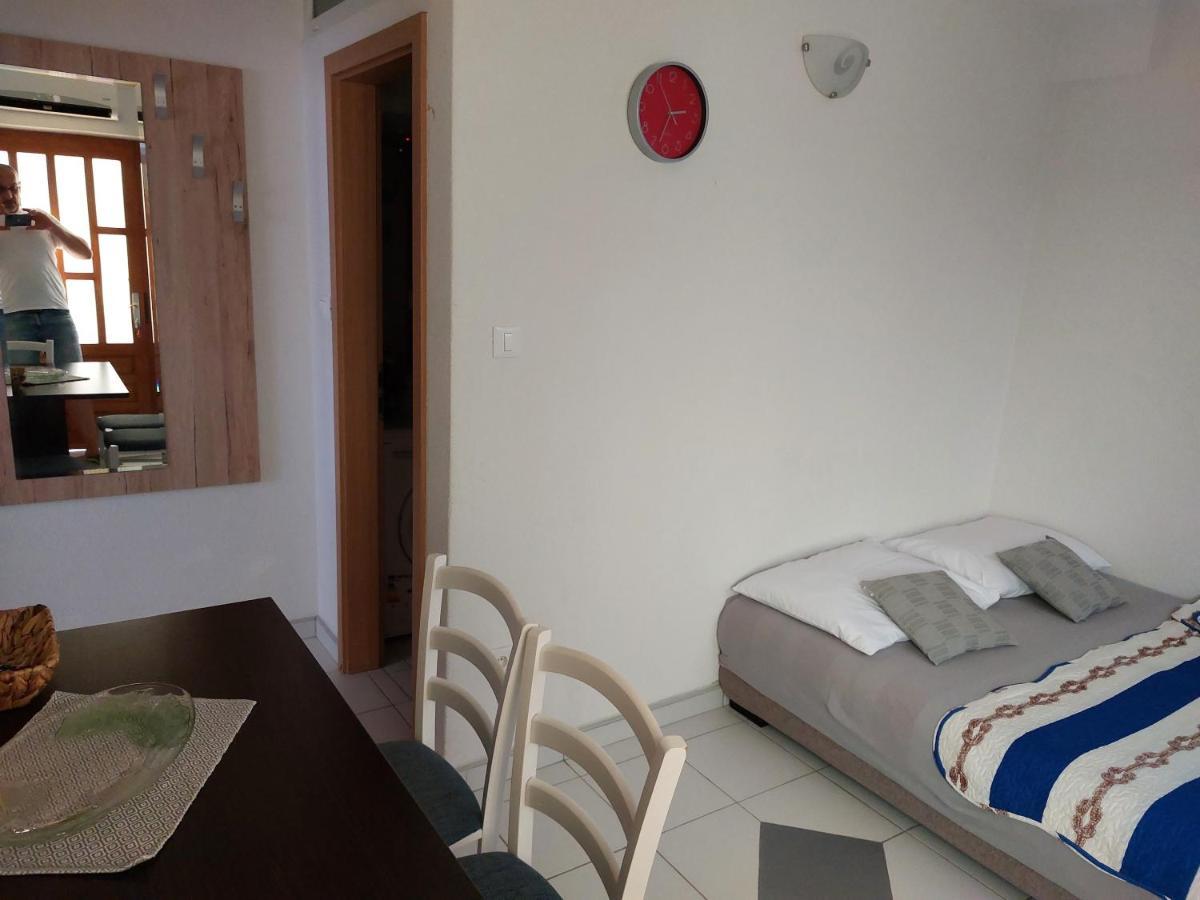 Apartmani Luka บาชกาโวดา ภายนอก รูปภาพ