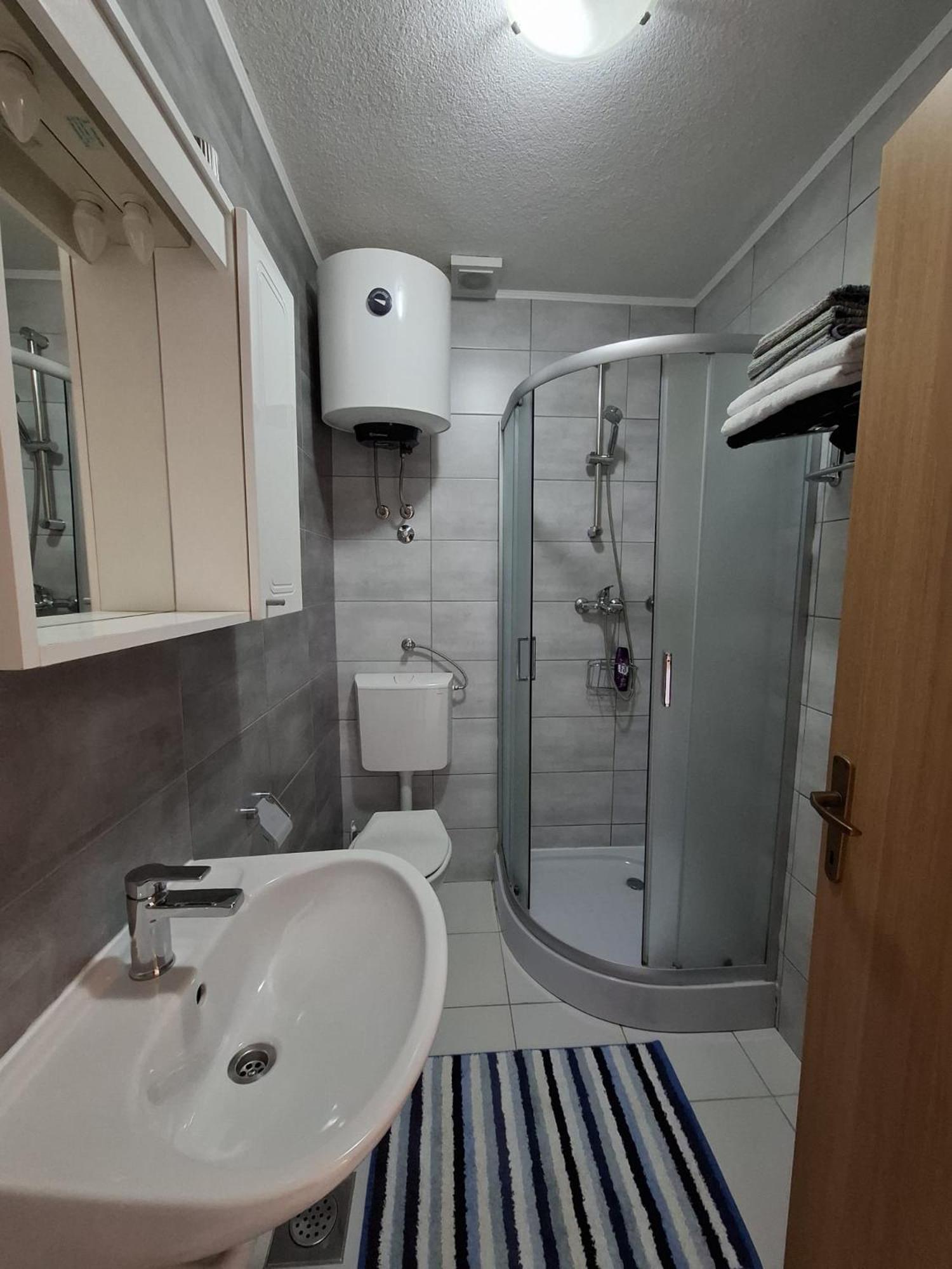 Apartmani Luka บาชกาโวดา ภายนอก รูปภาพ